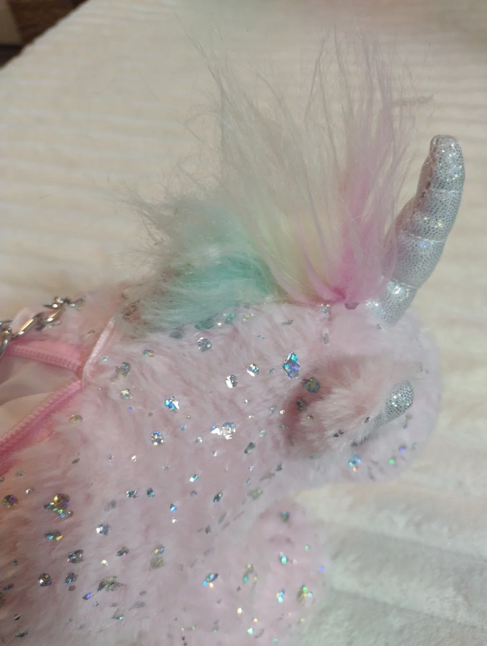New Olly & Me Pink Unicorn Plush Crossbody Purse Zip Chain Sparkles Rainbow